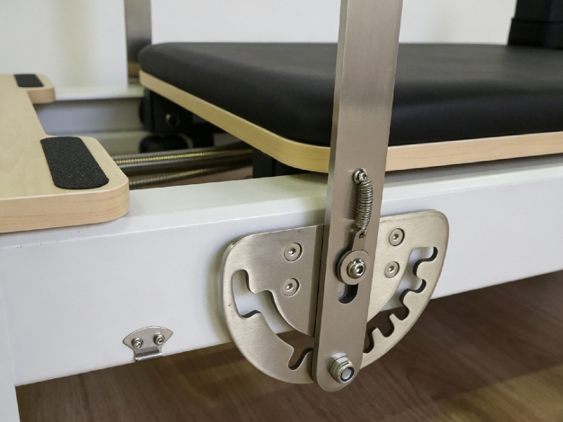 Reformer Pilates en aluminium de qualité supérieure MJD-W40 pliable avec pieds de support en alliage