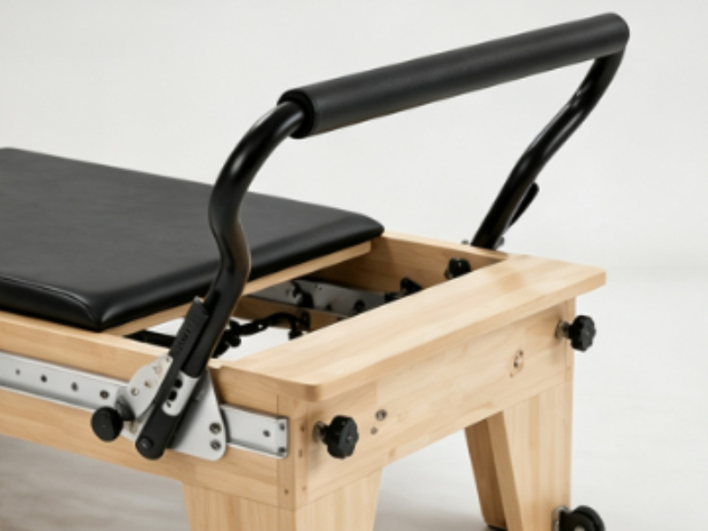 Reformer Pilates réglable en bois d'érable MJD-W46A avec piste complète