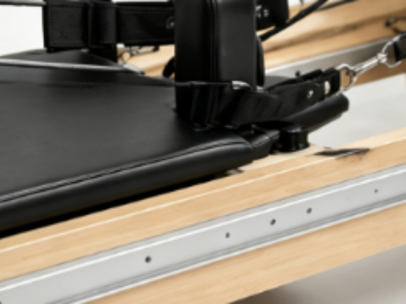 Reformer Pilates réglable en bois d'érable MJD-W46A avec piste complète