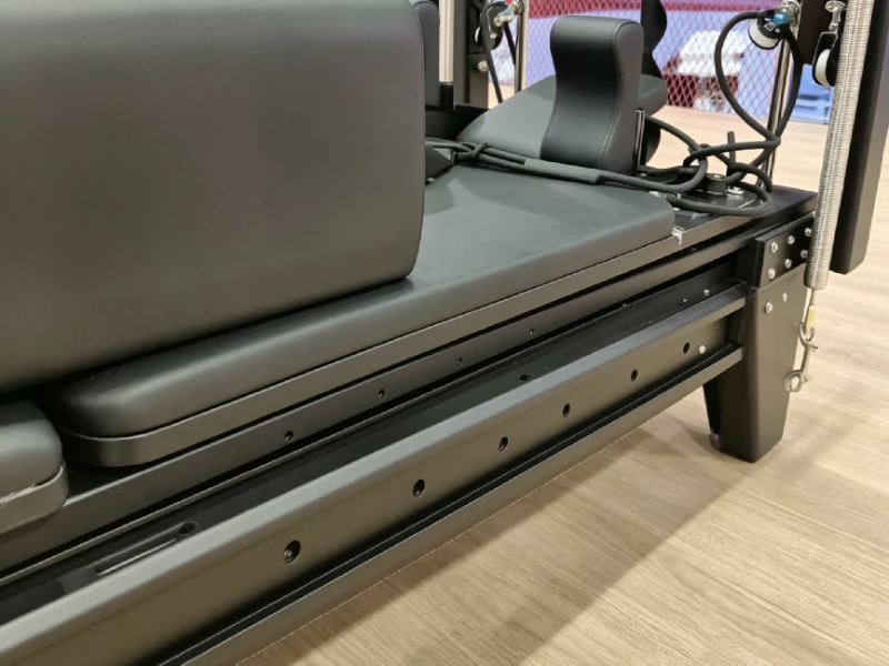 Réformateur Pilates en aluminium MJD-W43, piste complète avec cadre en alliage stabilisateur